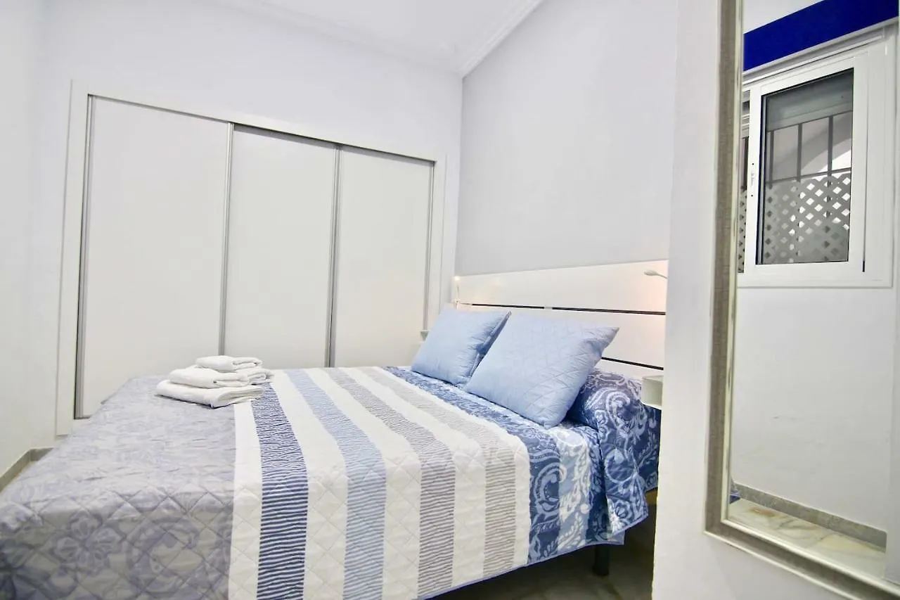 Apartamento MONÍSIMO en el corazón de CÁDIZ 0*, Cadice